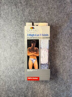 Vintage Fruit of the Loom High Cut Bikinis 1987 New In Box Men Medium 32 34 Rare